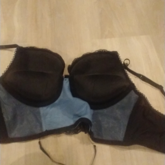 French lace corset - Picture 4 of 10